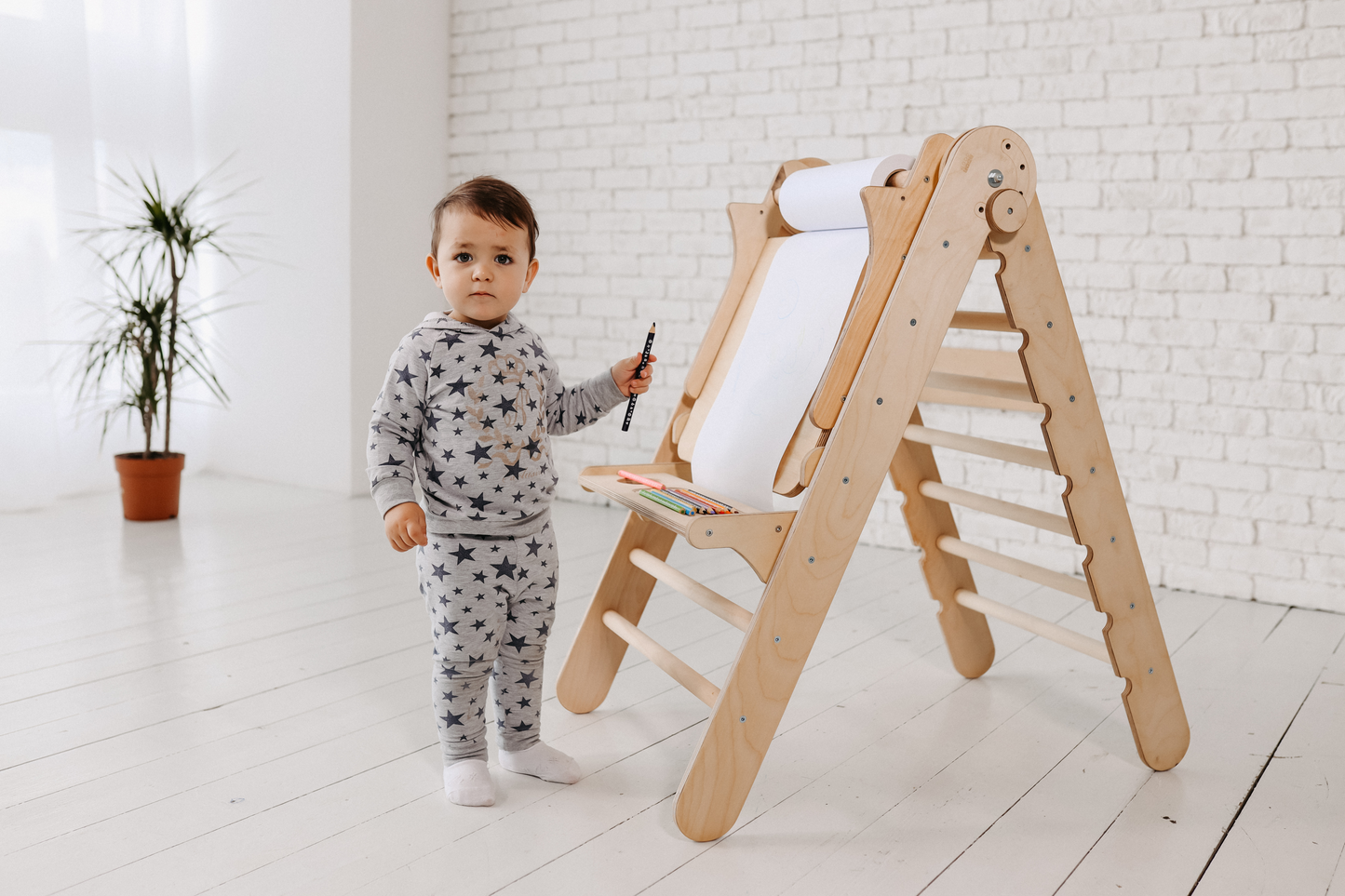 Art Addition to the Triangle Ladder-3